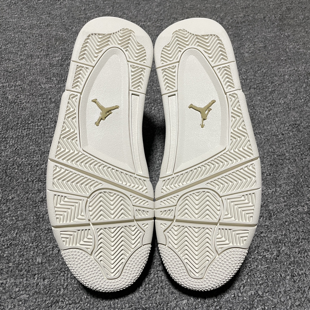 Nike WMNS Air Jordan 4 Retro "Metallic Gold"（AQ9129-170）