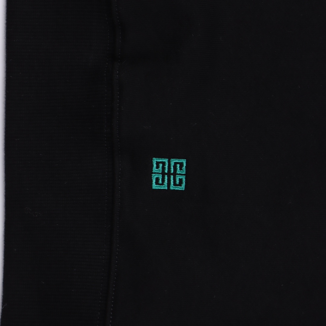 Givenchy SS22 crew neck sweatshirt（BMJOGS3Y78-001）