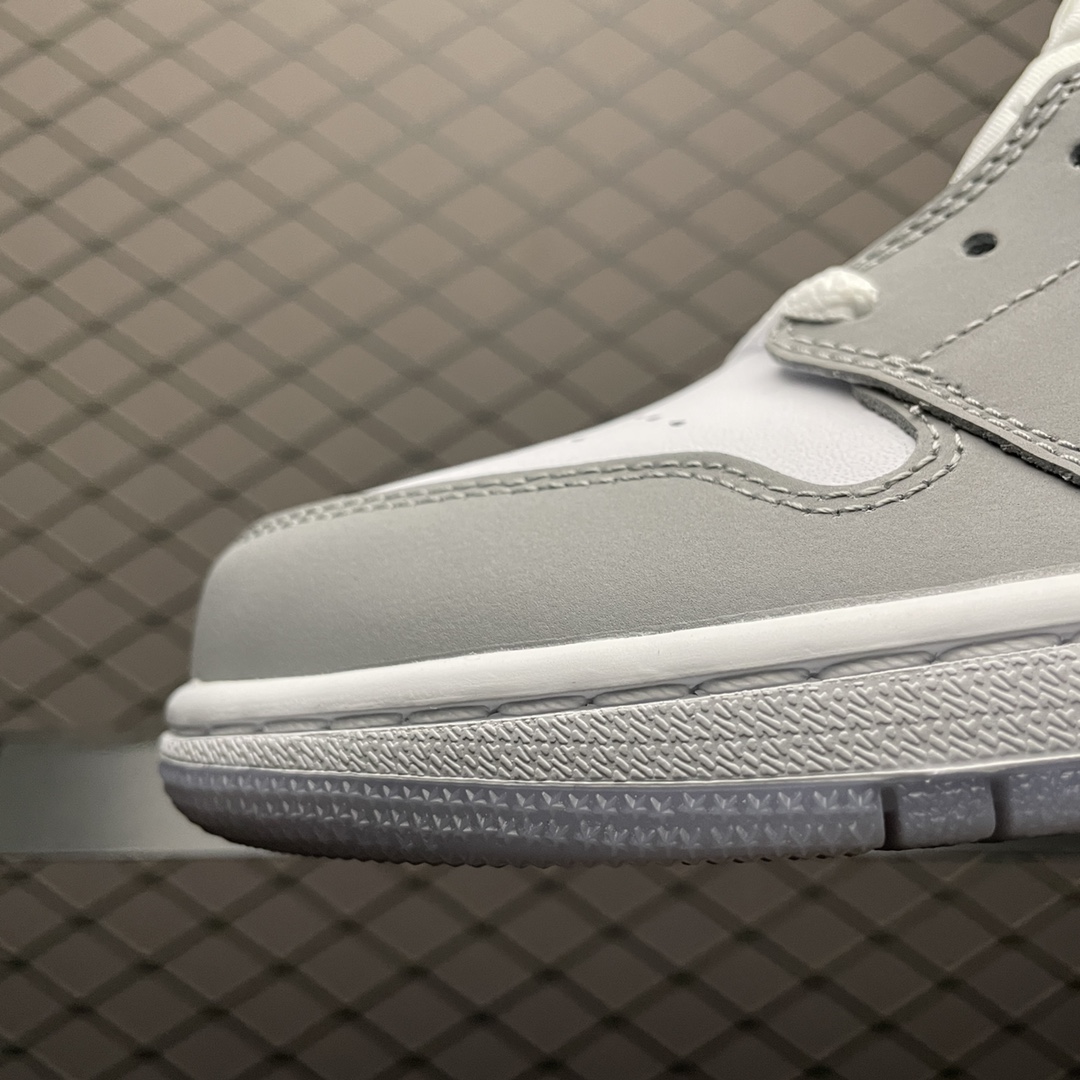 ナイキエアジョーダン1/ Nike WMNS Air Jordan 1 Mid "Wolf Grey"( BQ6472-105)