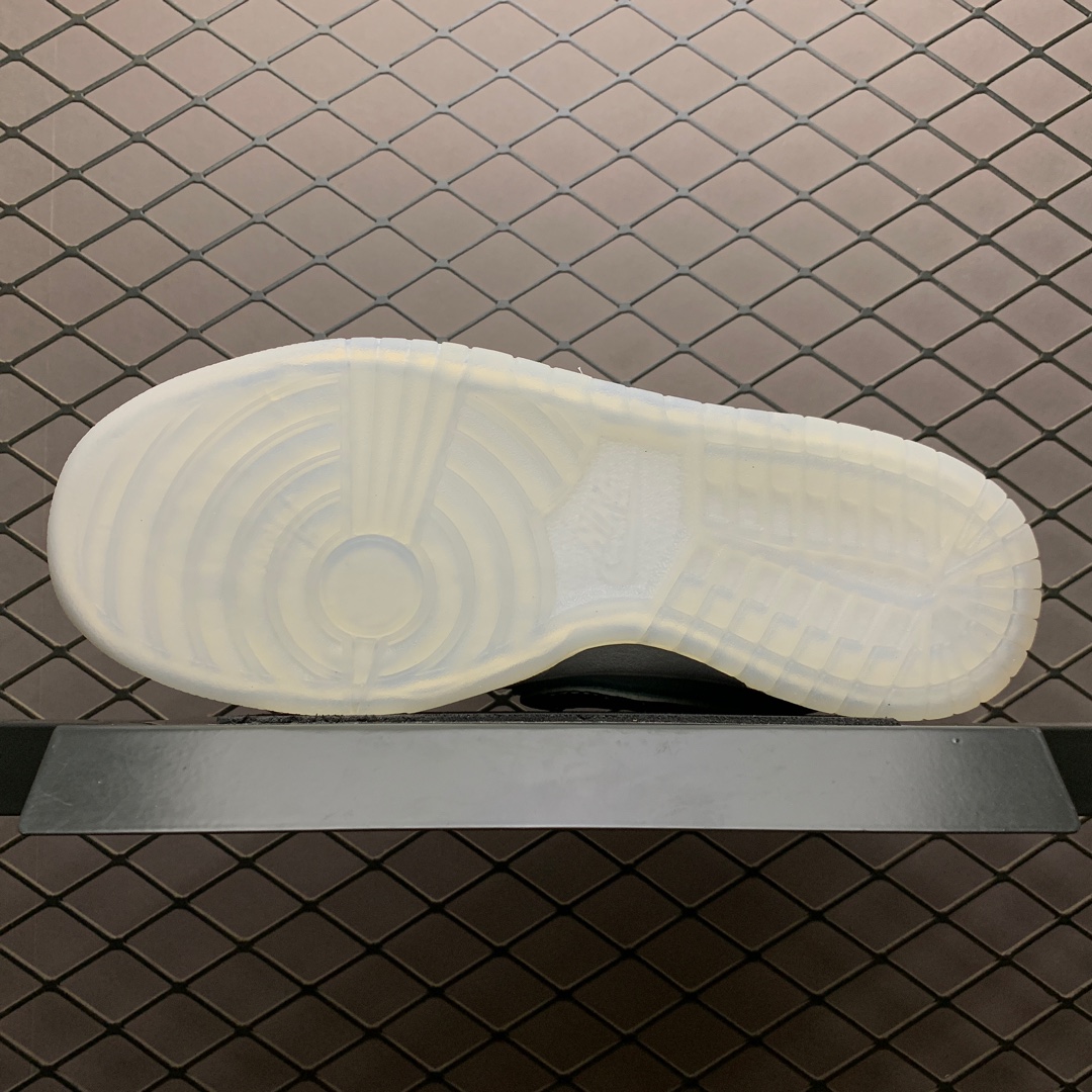 DIAMOND SUPPLY CO. × NIKE SB DUNK LOW PRO WHITE(BV1310-100)