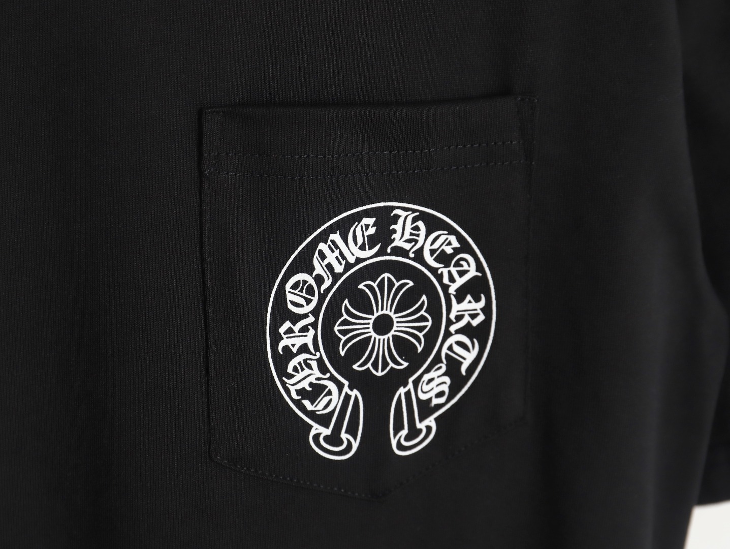 クロムハーツTシャツです/ Chrome Hearts horseshoe print short-sleeved T-shirt（CH-042）