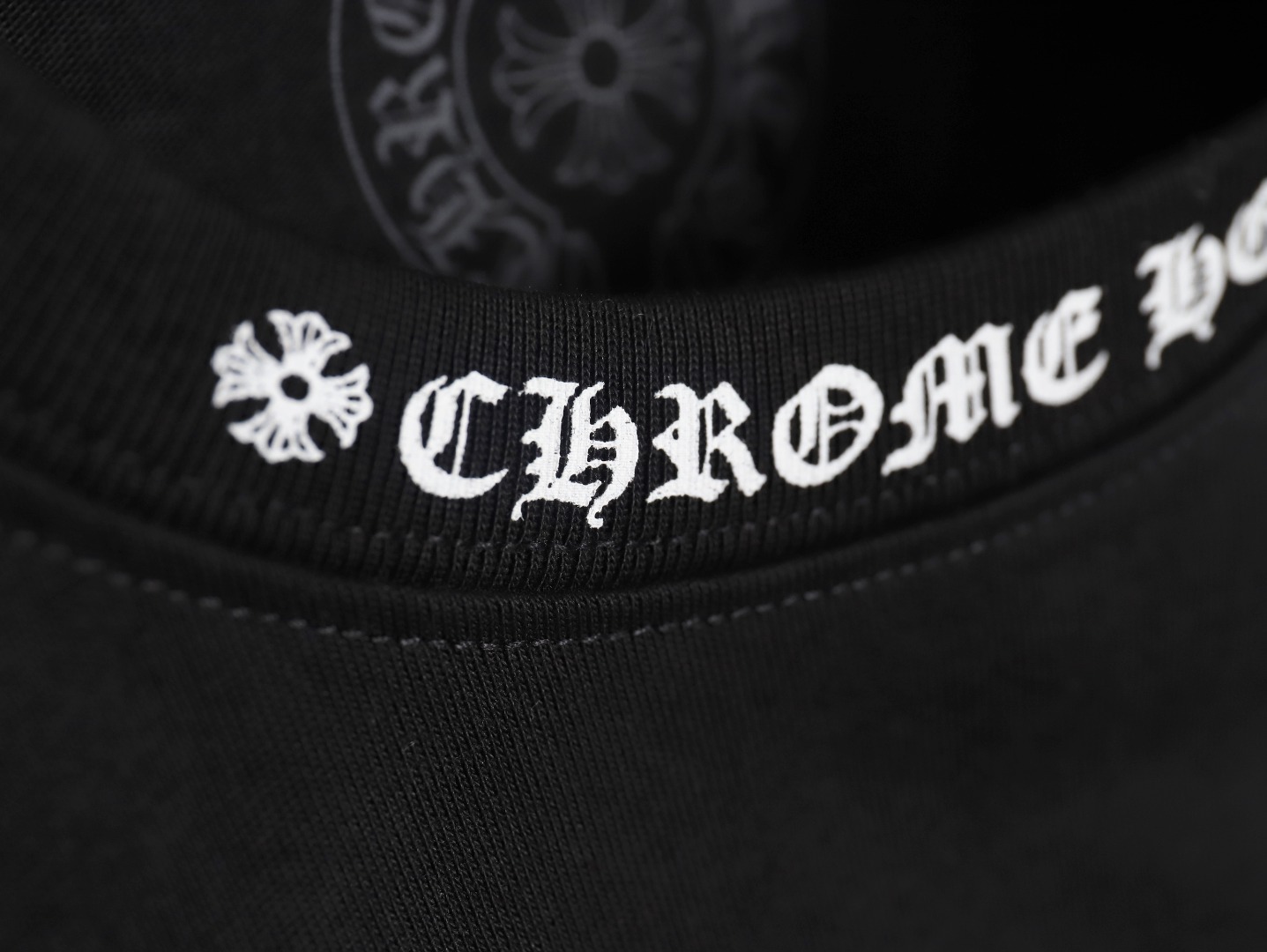 クロムハーツTシャツです/ 23/5000 Chrome Hearts Cross print short sleeve T-shirt（CH-052）