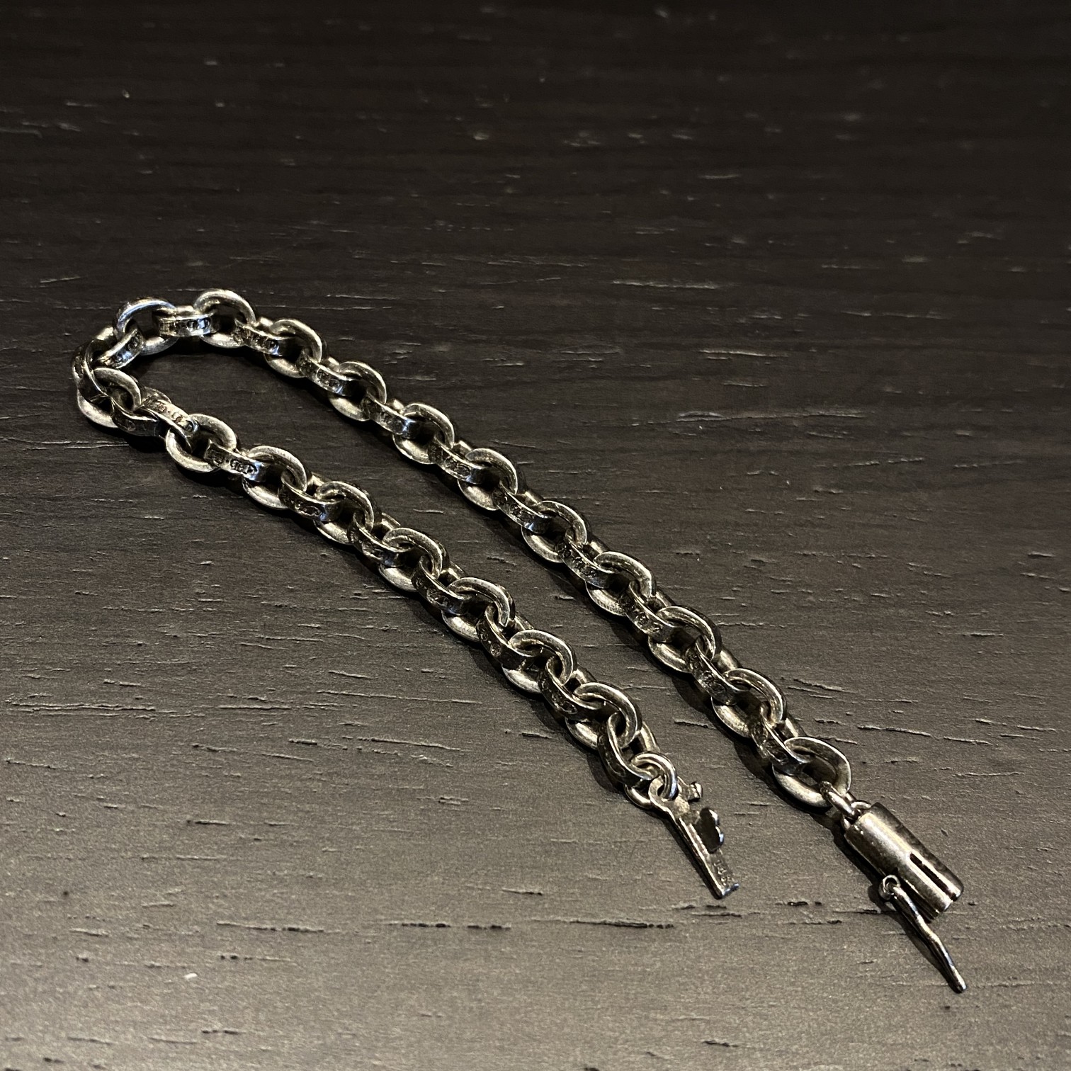 CHROME HEARTS クロムハーツ ディストレスト サークル レター ブレスレット（CH-SL-401）