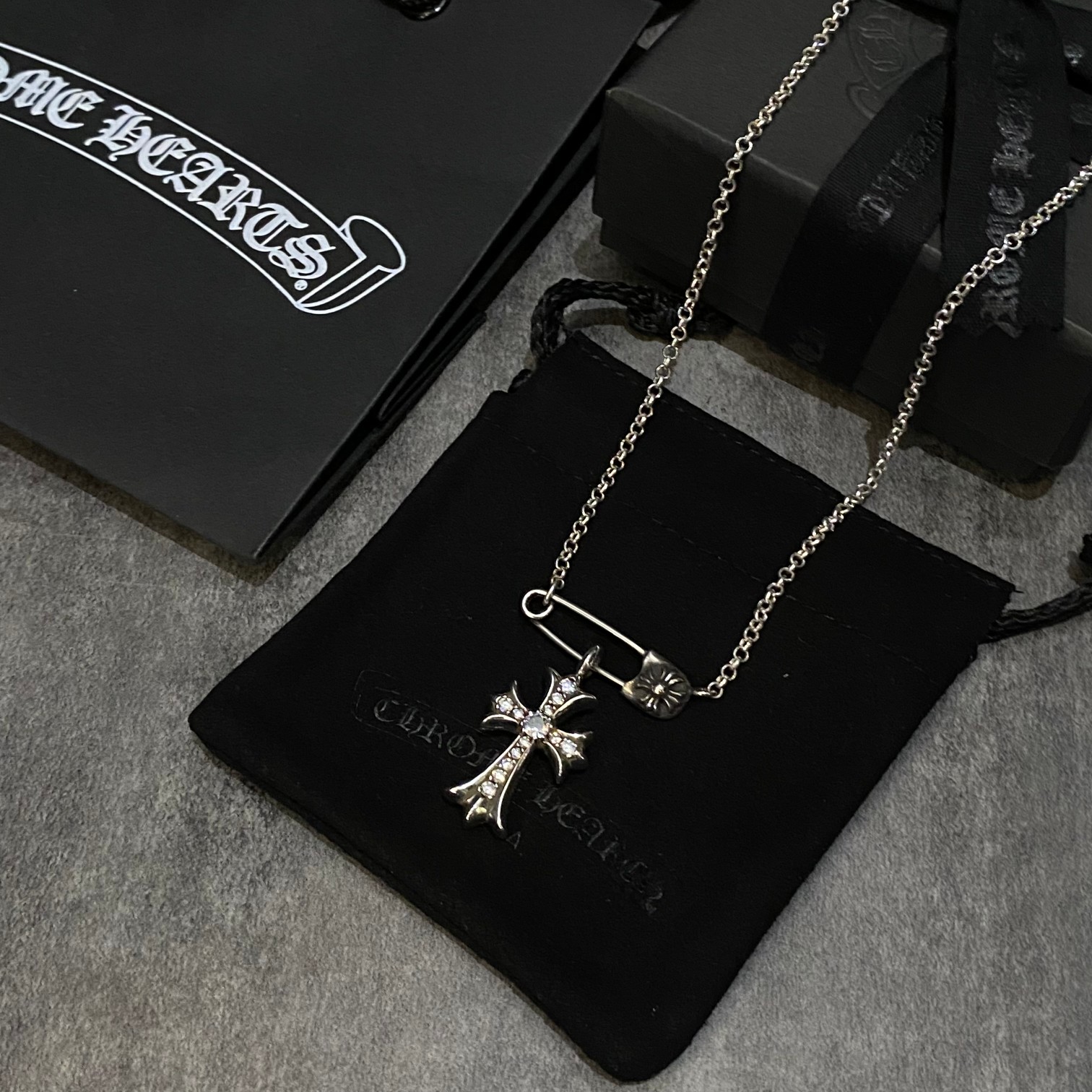 クロムハーツ / CHROME HEARTS   クロムハーツ クロスチェーン（CHROME HEARTS 001）