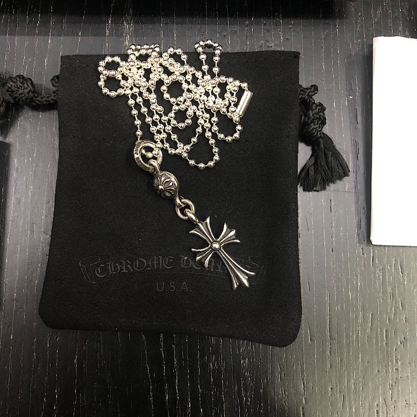 CHROME HEARTS クロムハーツ クラシックなクロスフラワーネックレス（CHROME HEARTS 003）