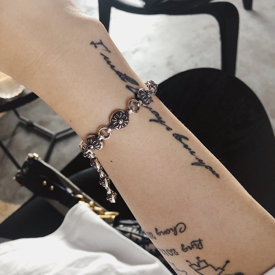 CHROME HEARTS クロムハーツボールクロスフラワーブレスレット（CHROME HEARTS 026）