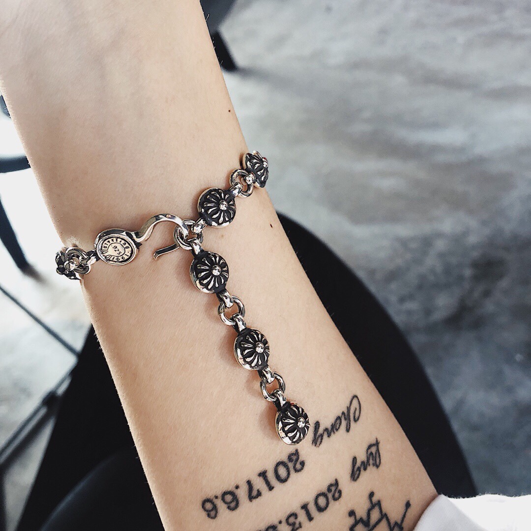 CHROME HEARTS クロムハーツボールクロスフラワーブレスレット（CHROME HEARTS 026）