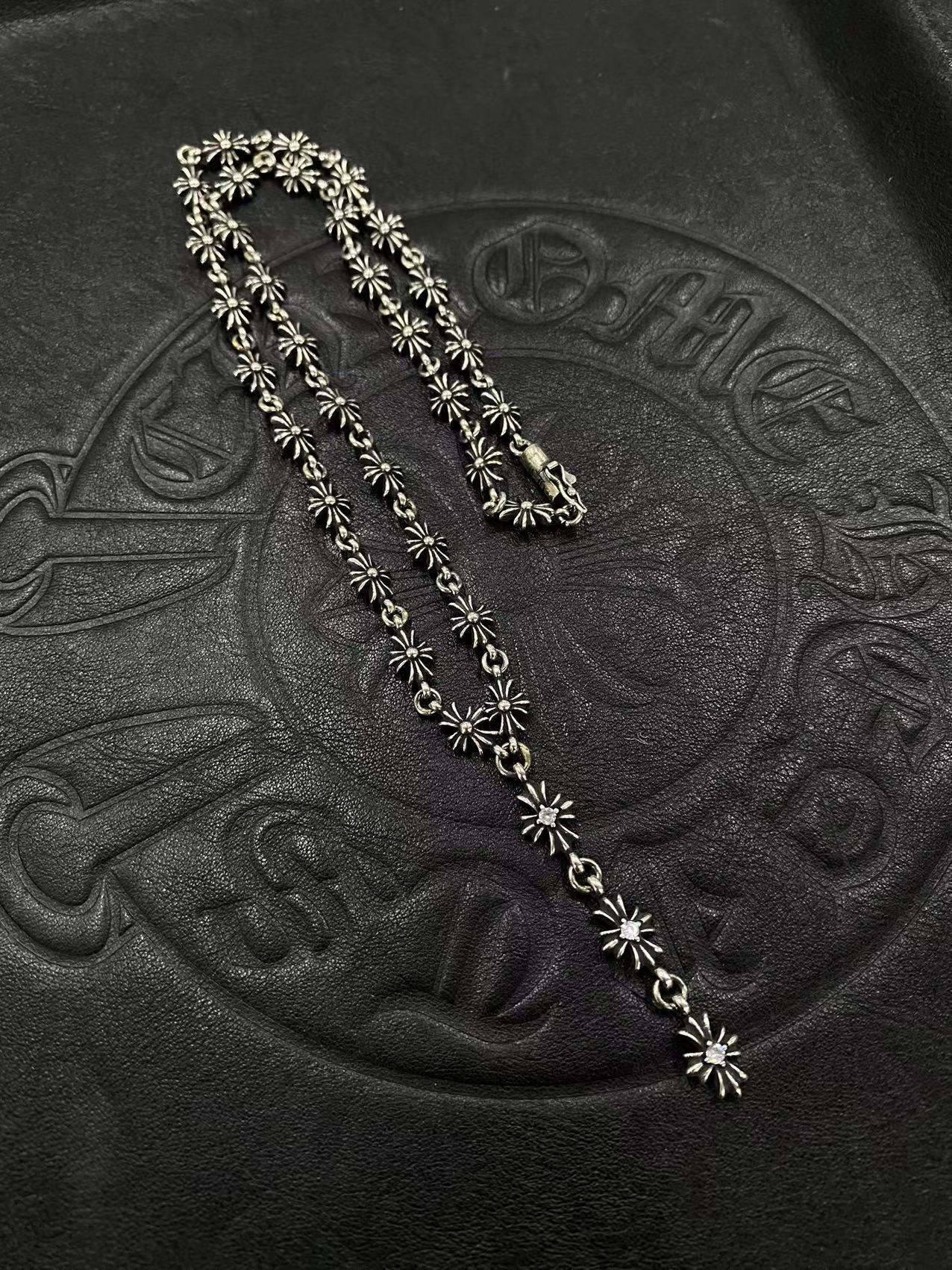 CHROME HEARTS クロムハーツ 3セクションストーンセットクロスフラワーネックレス（CHROME HEARTS 036）