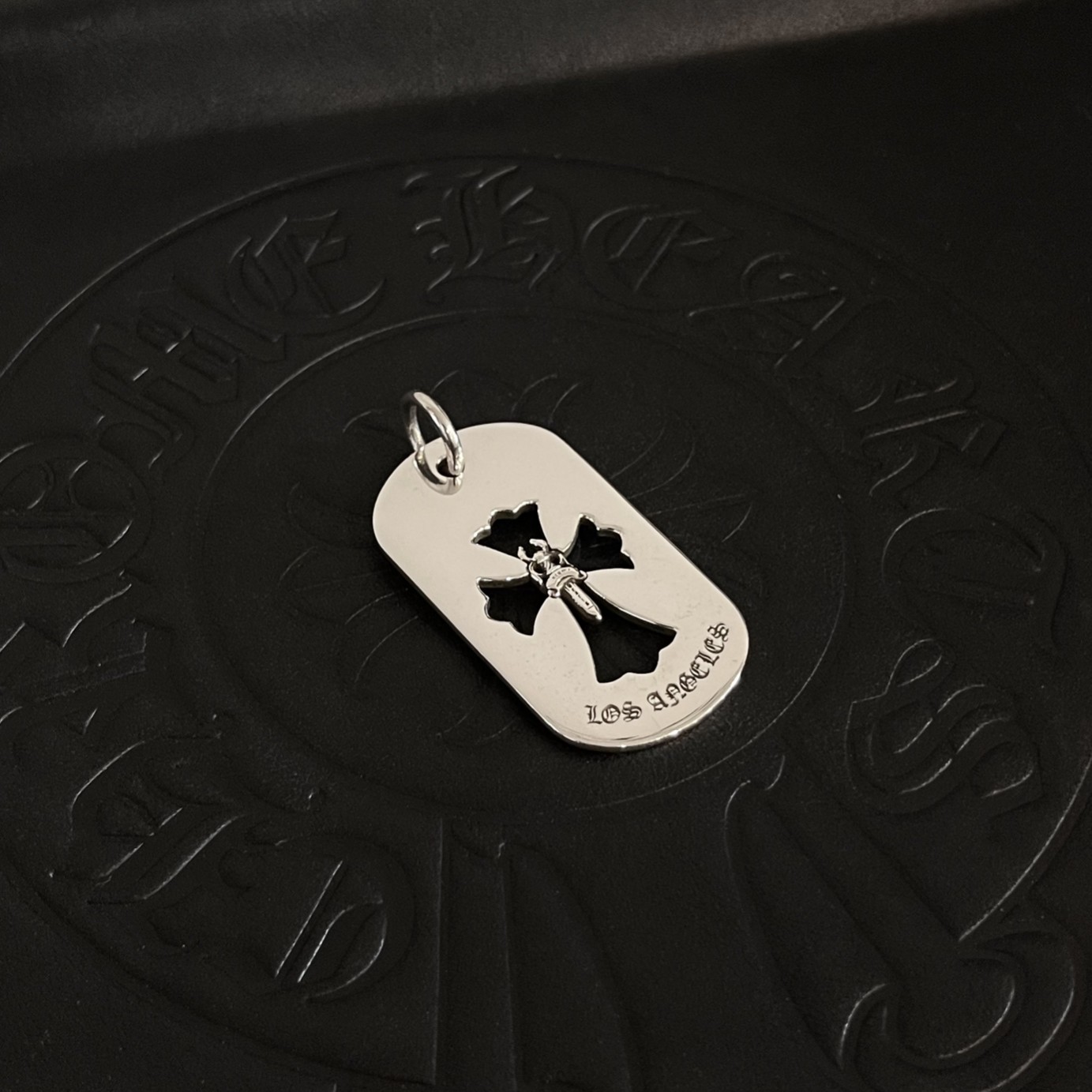 CHROME HEARTS クロムハーツ 中空の剣型軍章（CHROME HEARTS 037）