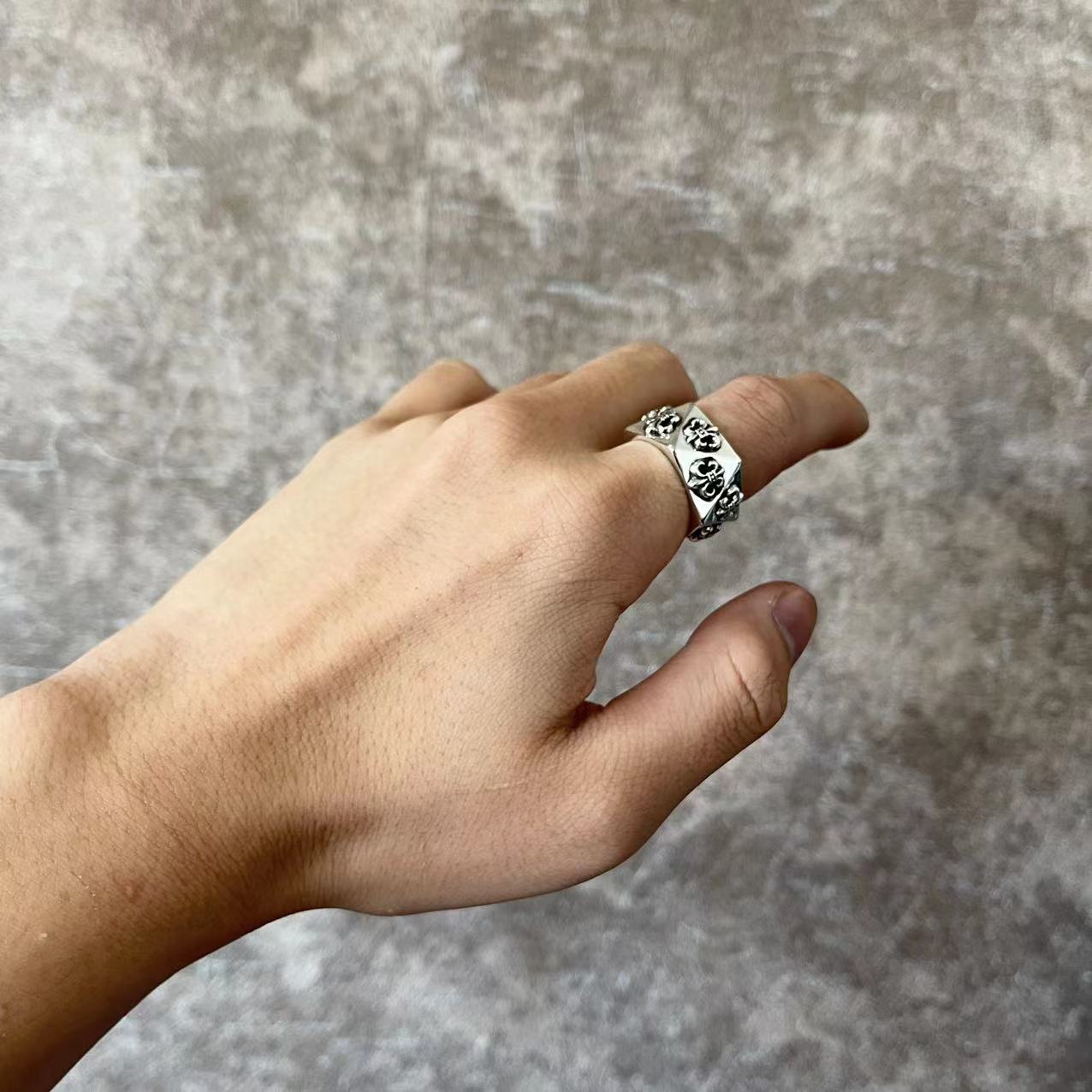 CHROME HEARTS Diamond Scout Flower Ring（CHROME HEARTS 239）