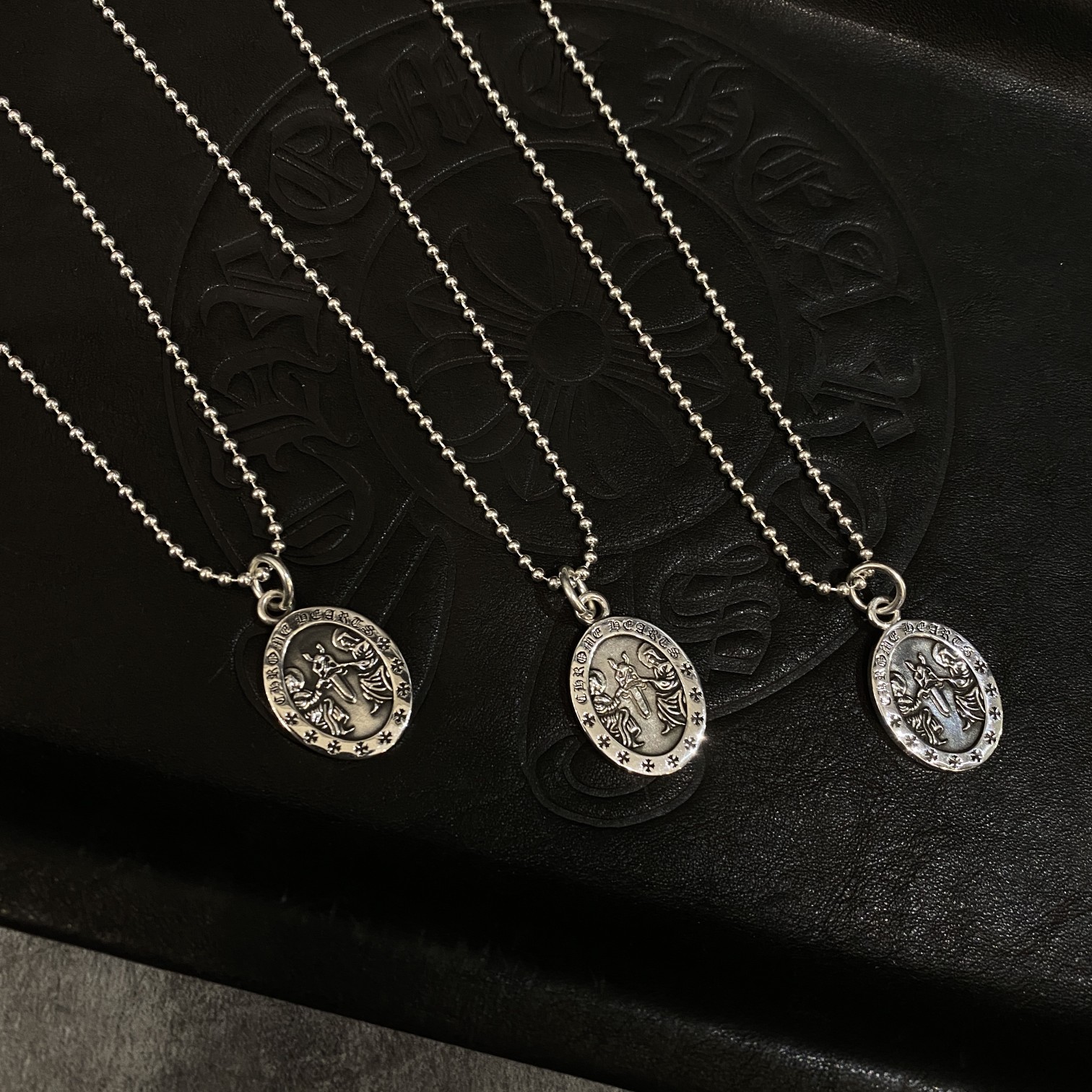 CHROME HEARTS クロムハーツ オーバルエンジェルカード（CHROME HEARTS 057）