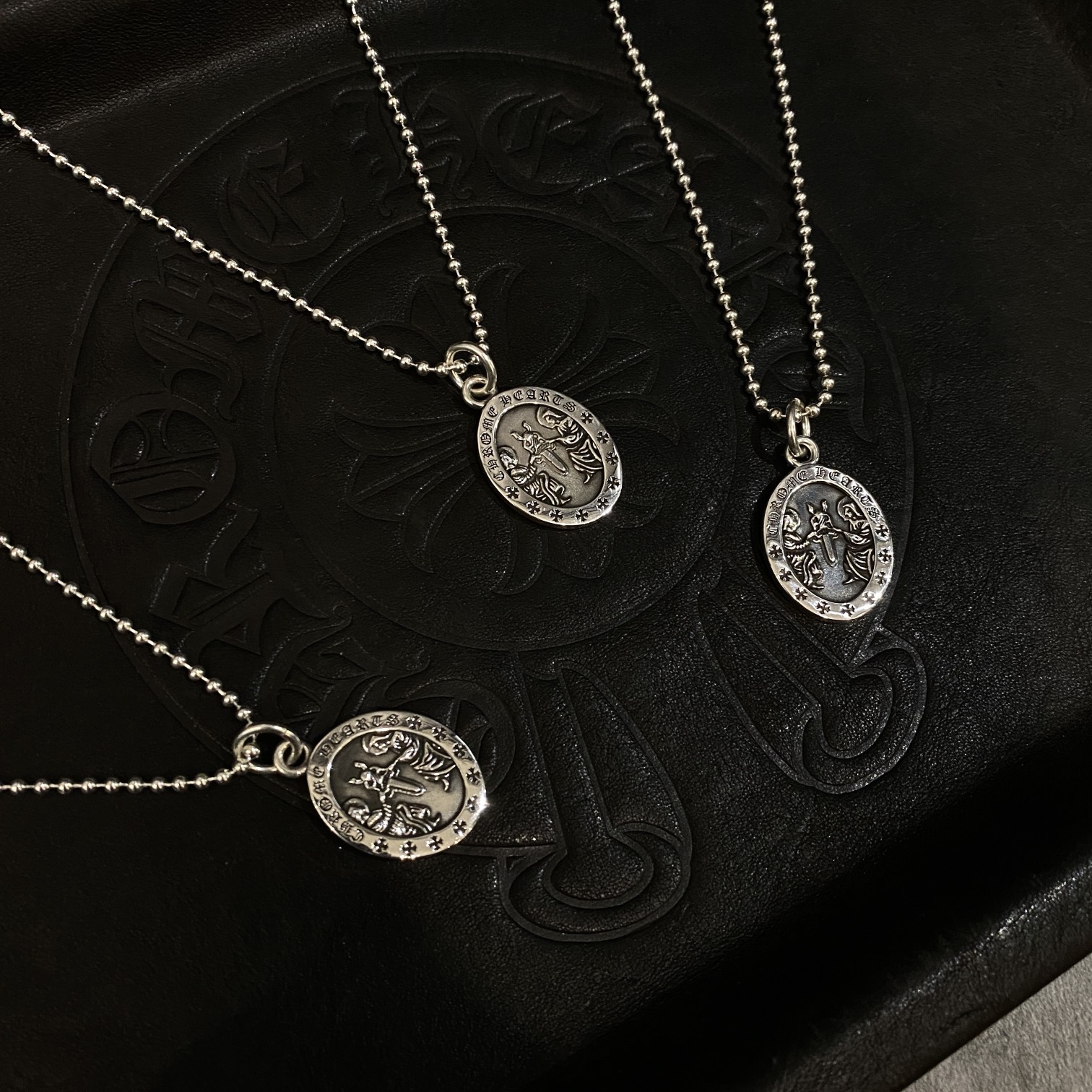 CHROME HEARTS クロムハーツ オーバルエンジェルカード（CHROME HEARTS 057）