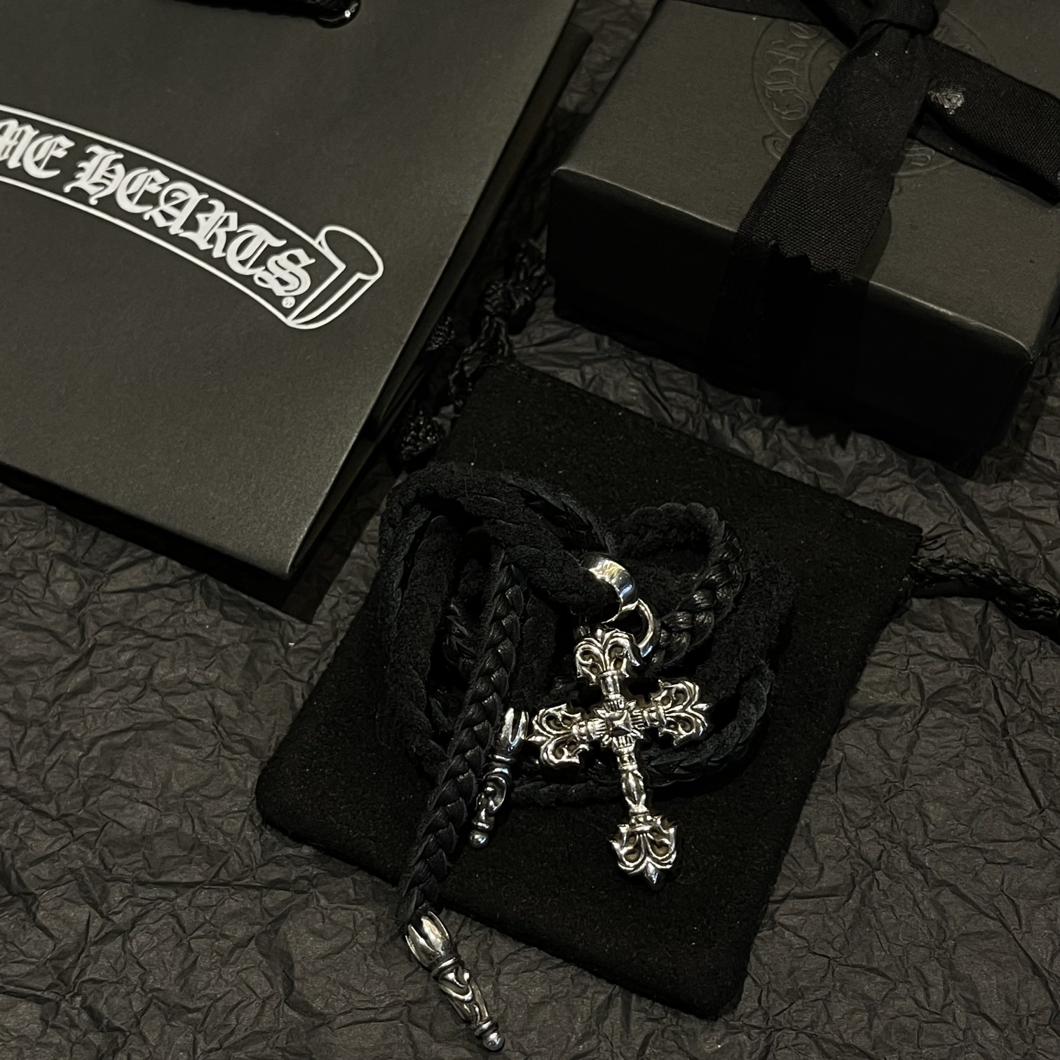 CHROME HEARTS クロムハーツ フレイムクロスレザーコード編み込みネックレス（CHROME HEARTS 060）