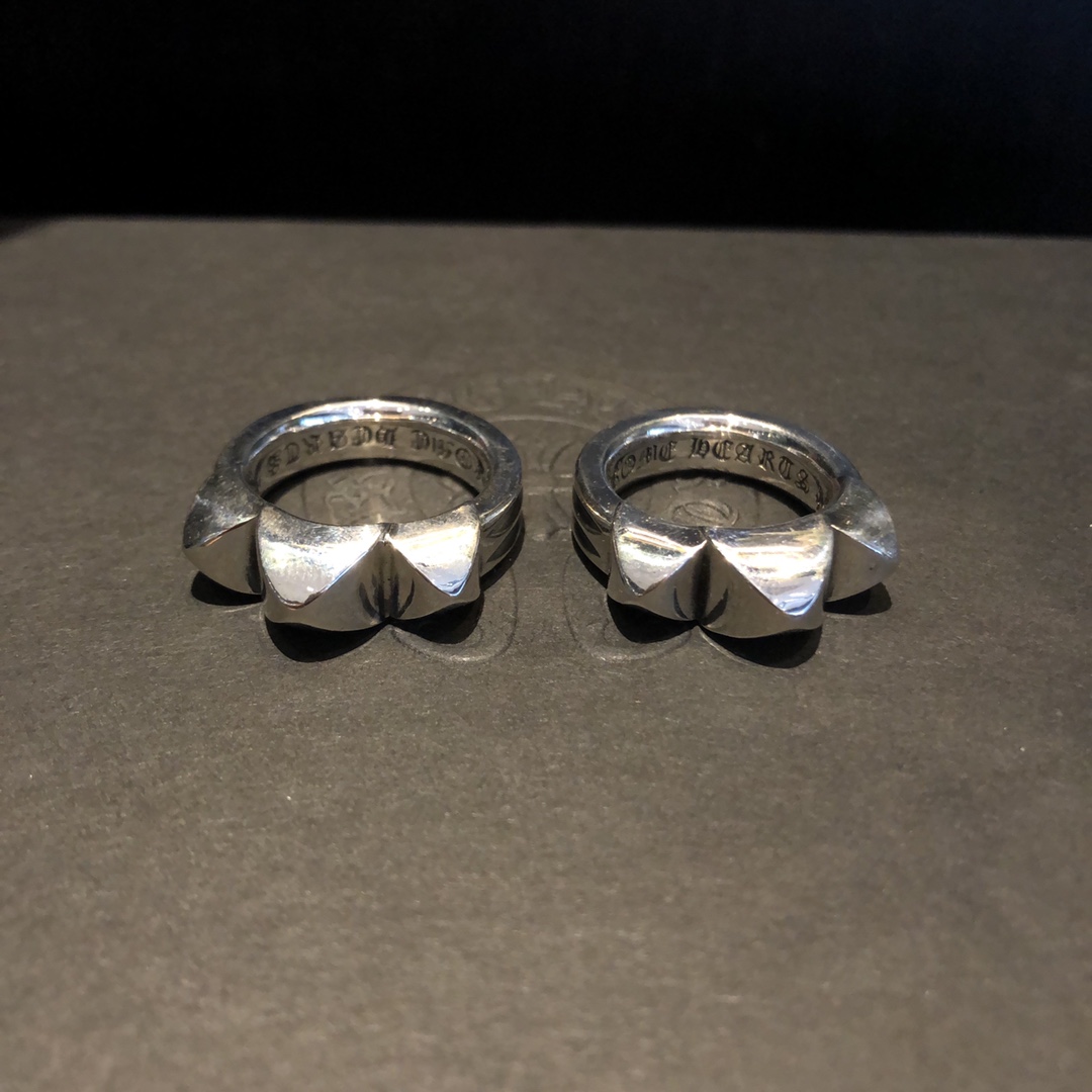 CHROME HEARTS クロムハーツ 三つ爪リング（CHROME HEARTS 084）