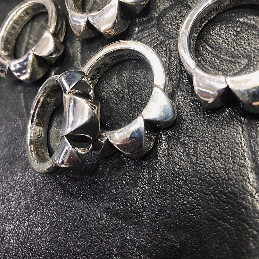 CHROME HEARTS クロムハーツ 三つ爪リング（CHROME HEARTS 084）