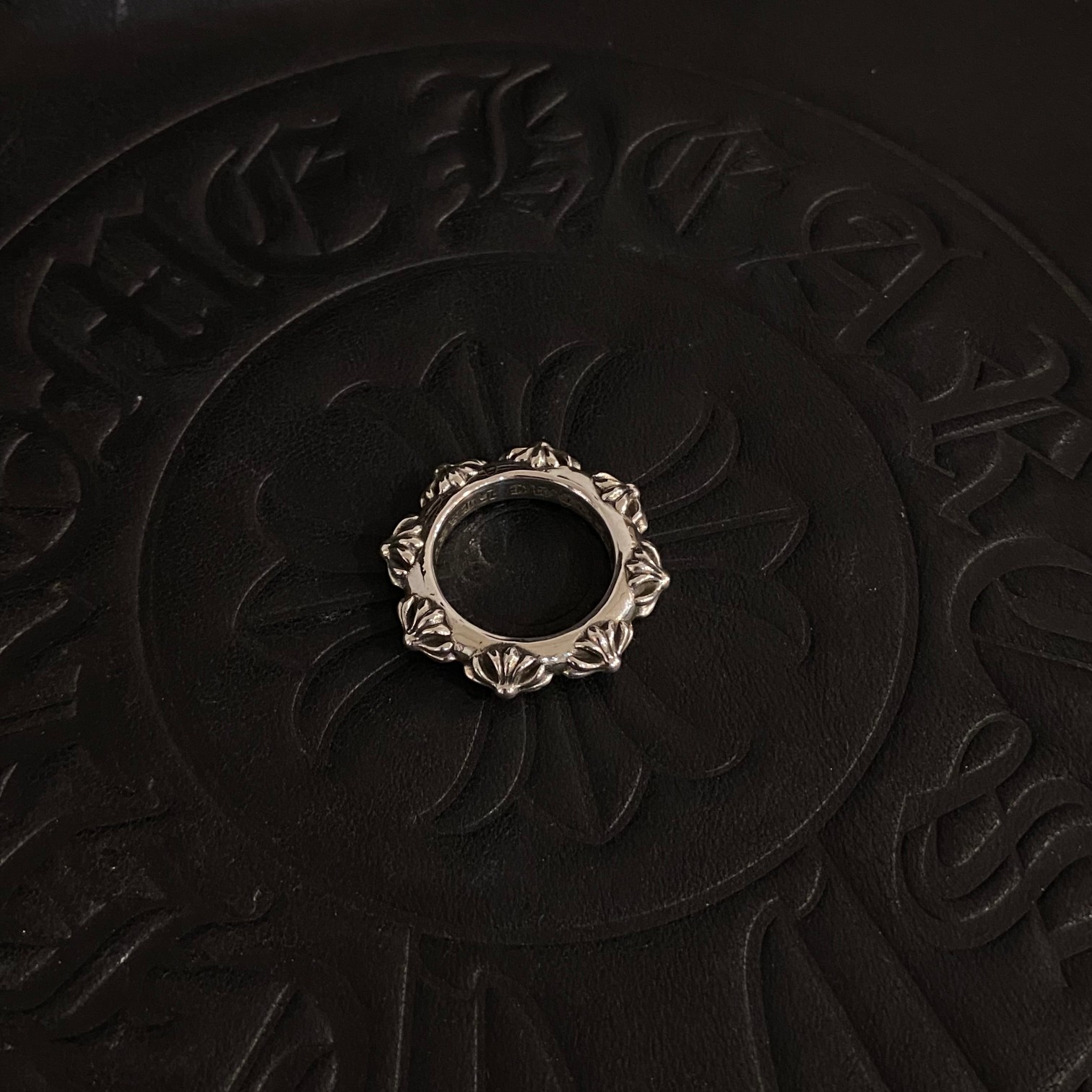 CHROME HEARTS クロムハーツ 十字花輪リング（CHROME HEARTS 095）