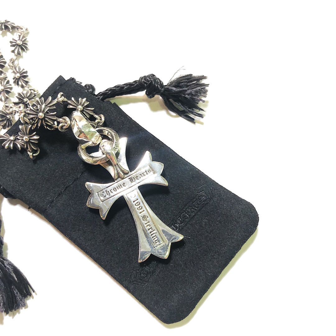 CHROME HEARTS クロムハーツ クラシックなクロスネックレス（CHROME HEARTS 100）