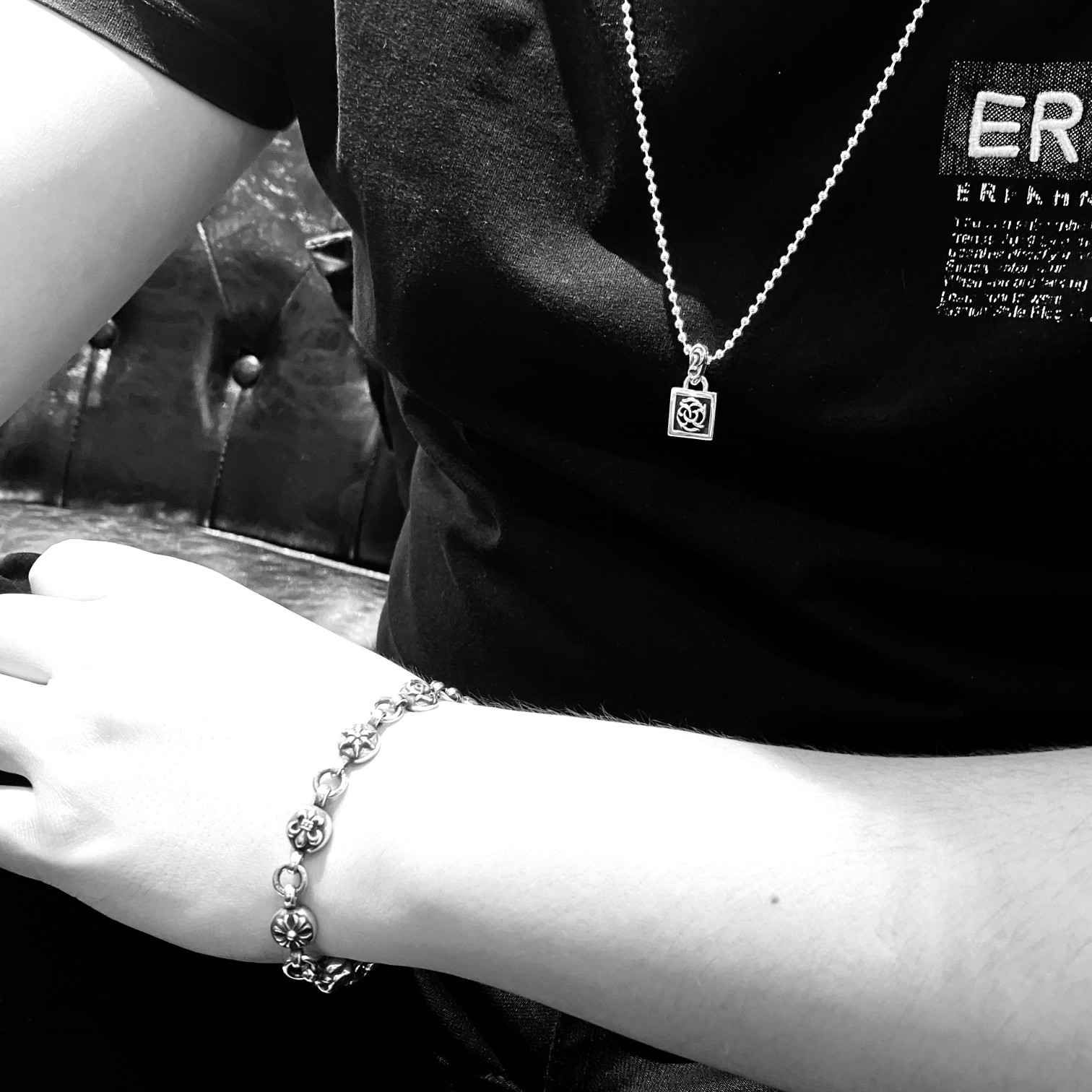 CHROME HEARTS クロムハーツ つるスモールスクエアネックレス-ボールチェーン/パールチェーン（CHROME HEARTS 101）