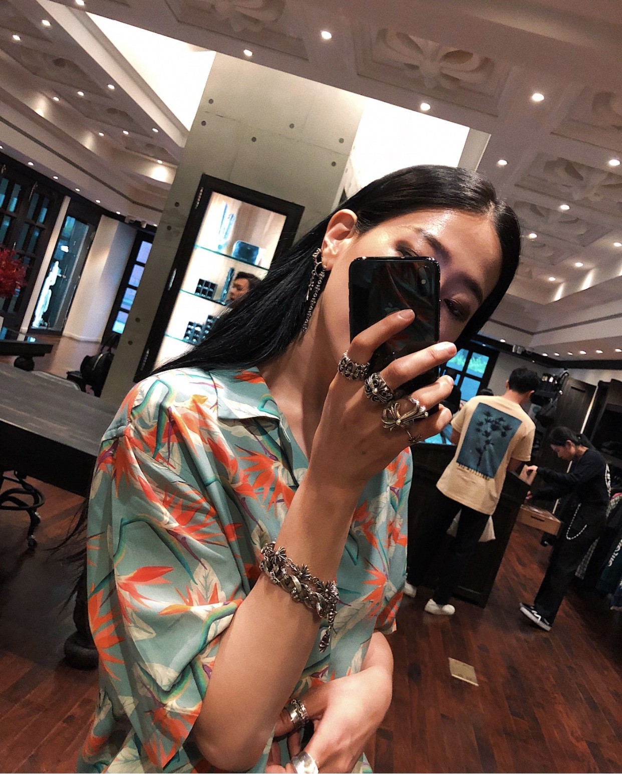 CHROME HEARTS クロムハーツ ファイブセクション クロスフラワー イヤリング（CHROME HEARTS 110）