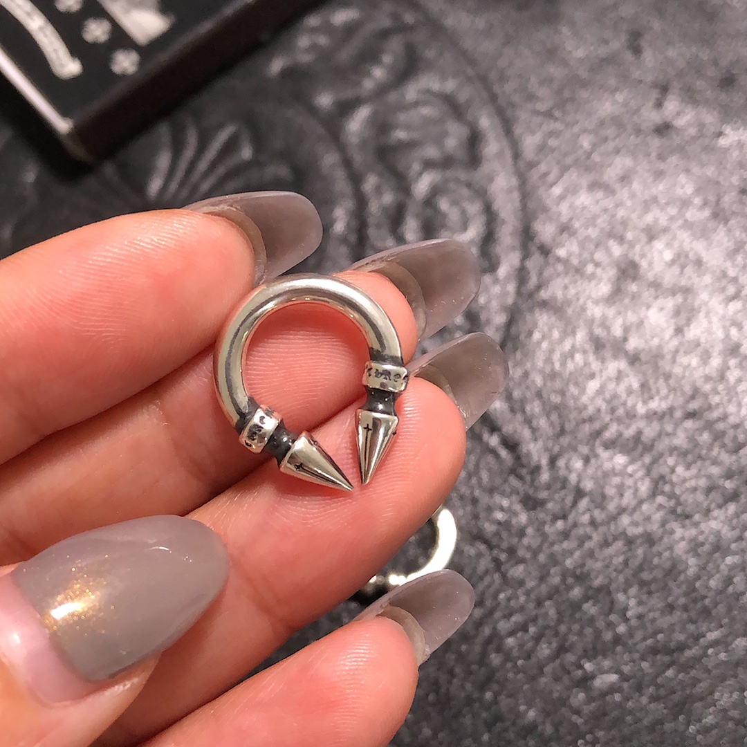 CHROME HEARTS クロムハーツ ダブルブレットリベットピアス（CHROME HEARTS 121）