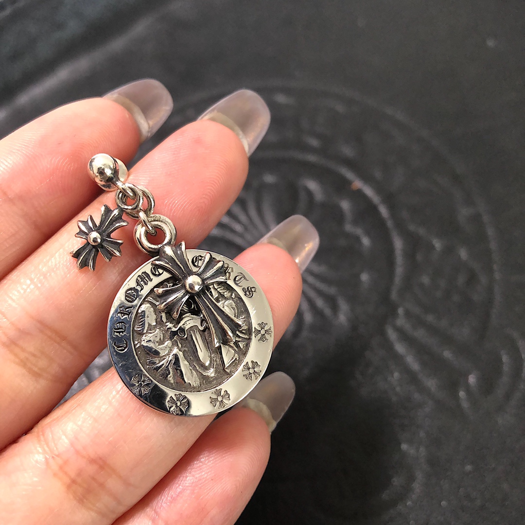 CHROME HEARTS クロムハーツ クロスソードラウンドピアス（CHROME HEARTS 125）