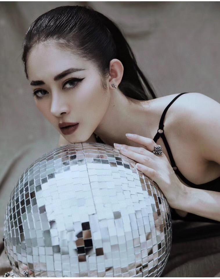 CHROME HEARTS クロムハーツ ロングクロスピアス（CHROME HEARTS 129）