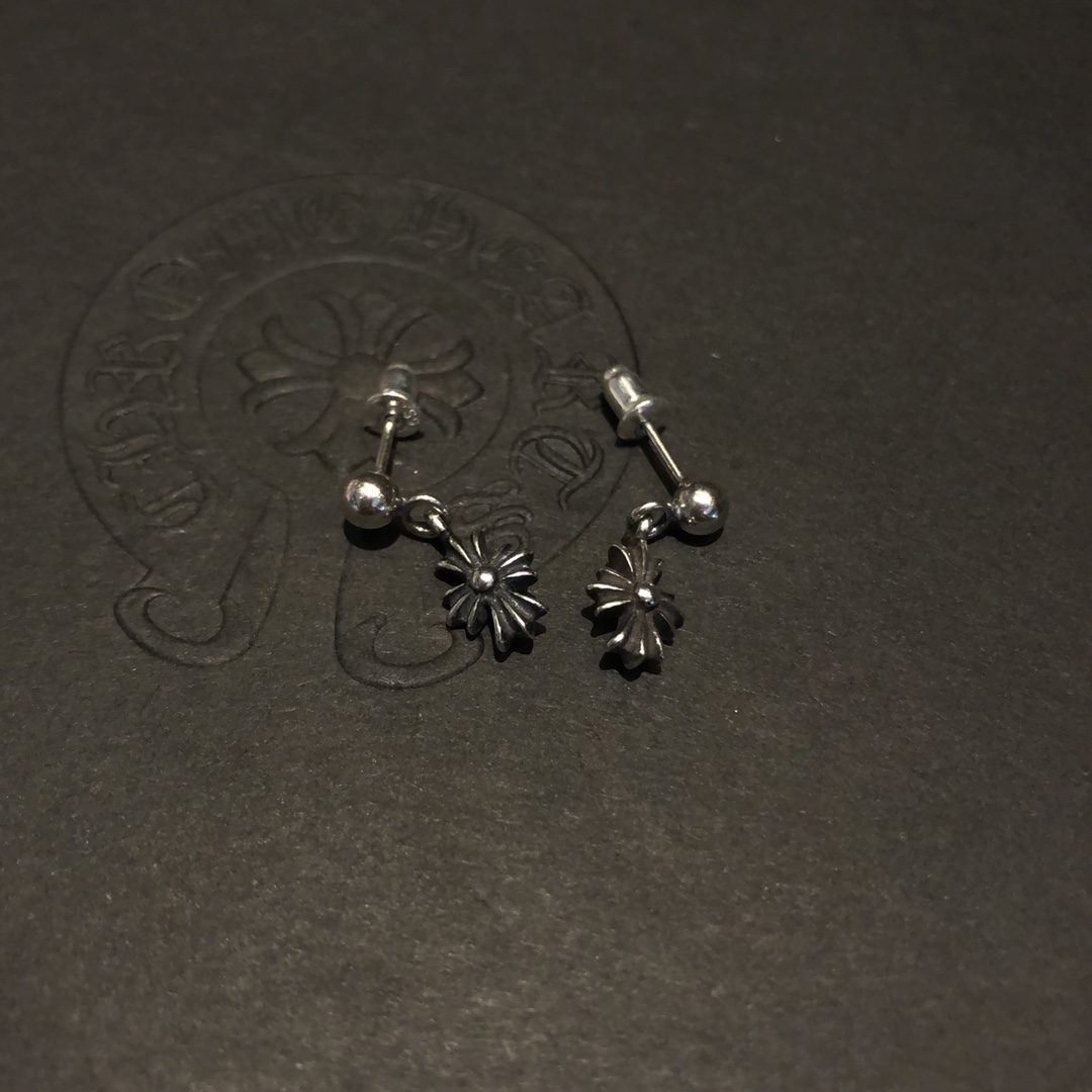 CHROME HEARTS クロムハーツ TinyE1 イヤリング（CHROME HEARTS 133）
