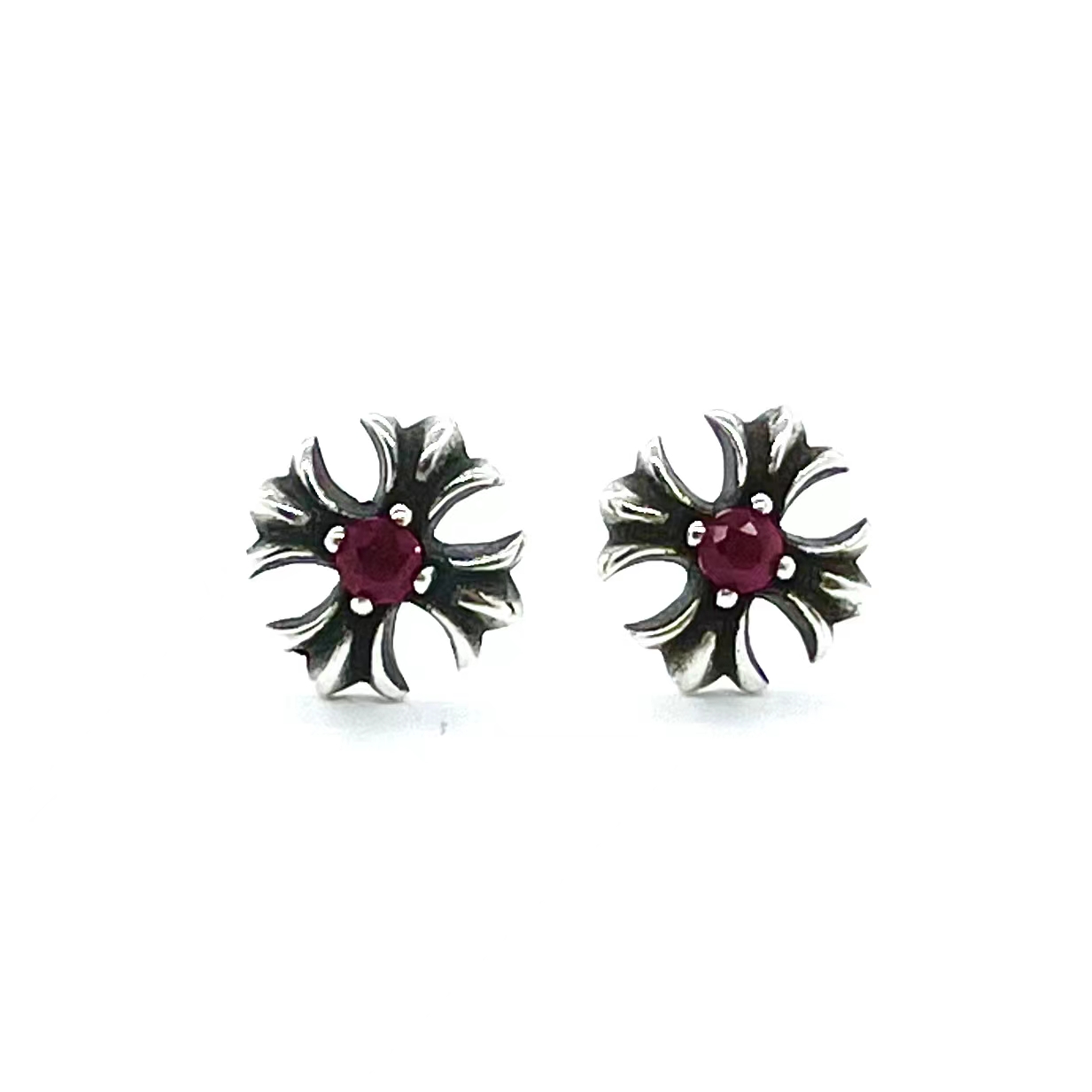CHROME HEARTS Red Diamond Cross Flower Stud Earrings(CHROME CHROME HEARTS Red Diamond Cross Flower Stud Earrings(CHROME