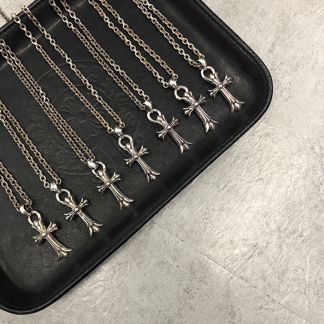 CHROME HEARTS クロムハーツ クラシック ダブルクロス ネックレス（CHROME HEARTS 145）