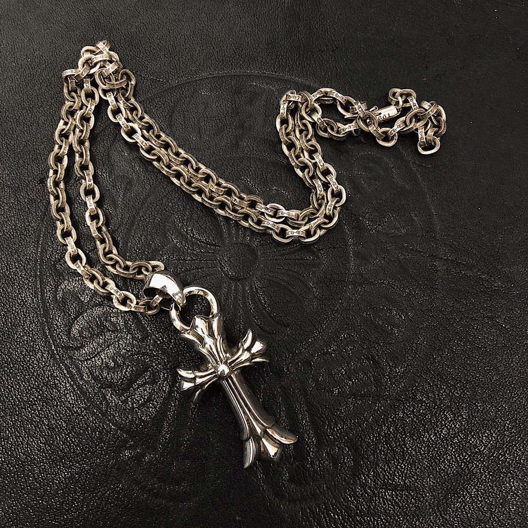 CHROME HEARTS クロムハーツ クラシック ダブルクロス ネックレス（CHROME HEARTS 145）