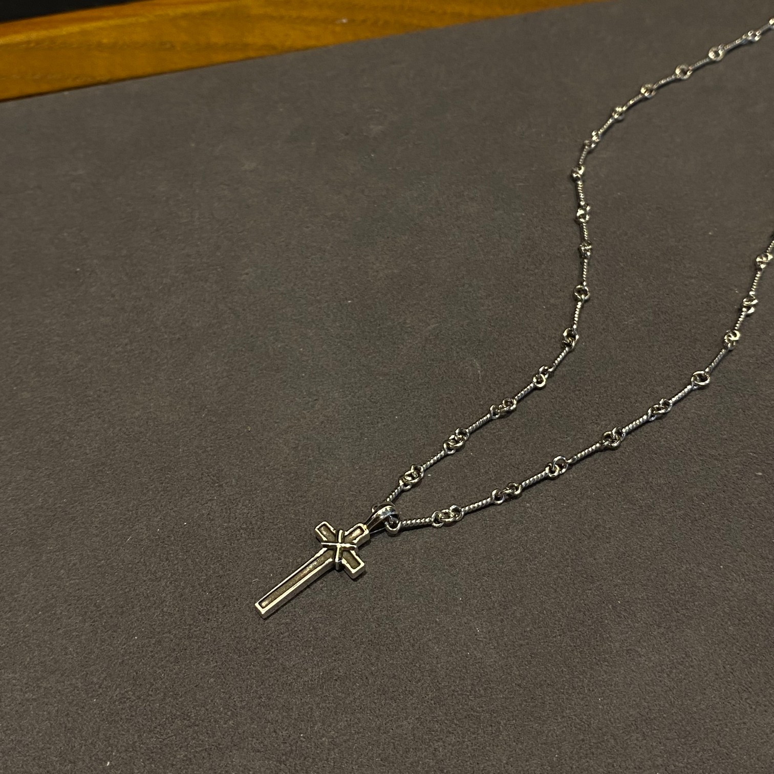 CHROME HEARTS クロムハーツ スモール X クロス ネックレス（CHROME HEARTS 154）