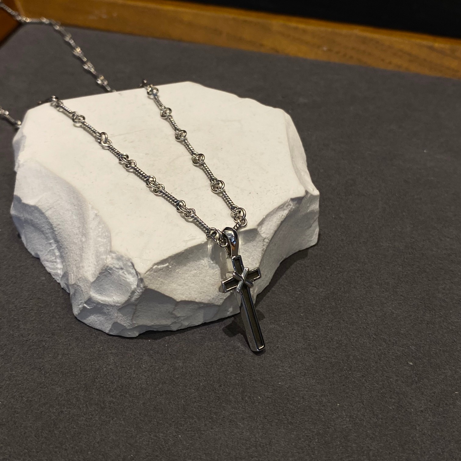 CHROME HEARTS クロムハーツ スモール X クロス ネックレス（CHROME HEARTS 154）