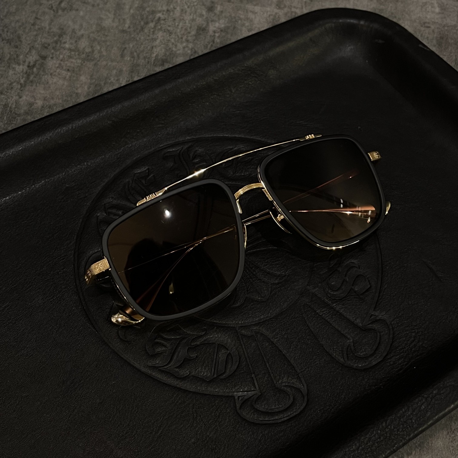Brown square frame sunglasses