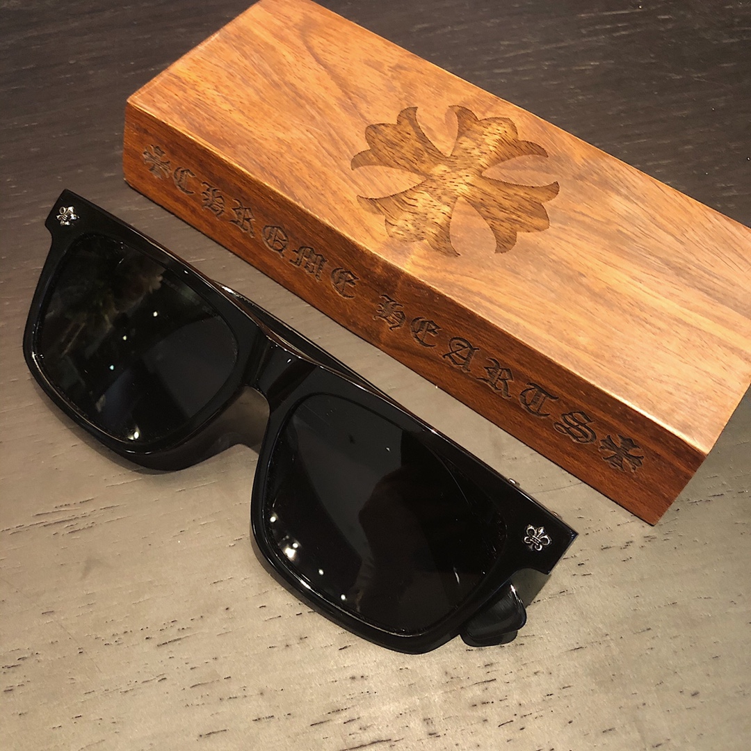 CHROME HEARTS sunglasses -3 (CHROME HEARTS 168)