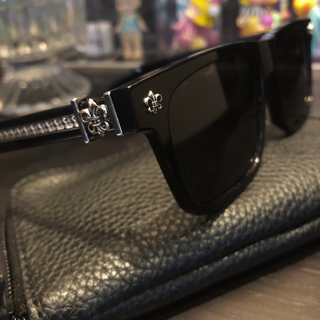 CHROME HEARTS sunglasses -3 (CHROME HEARTS 168)