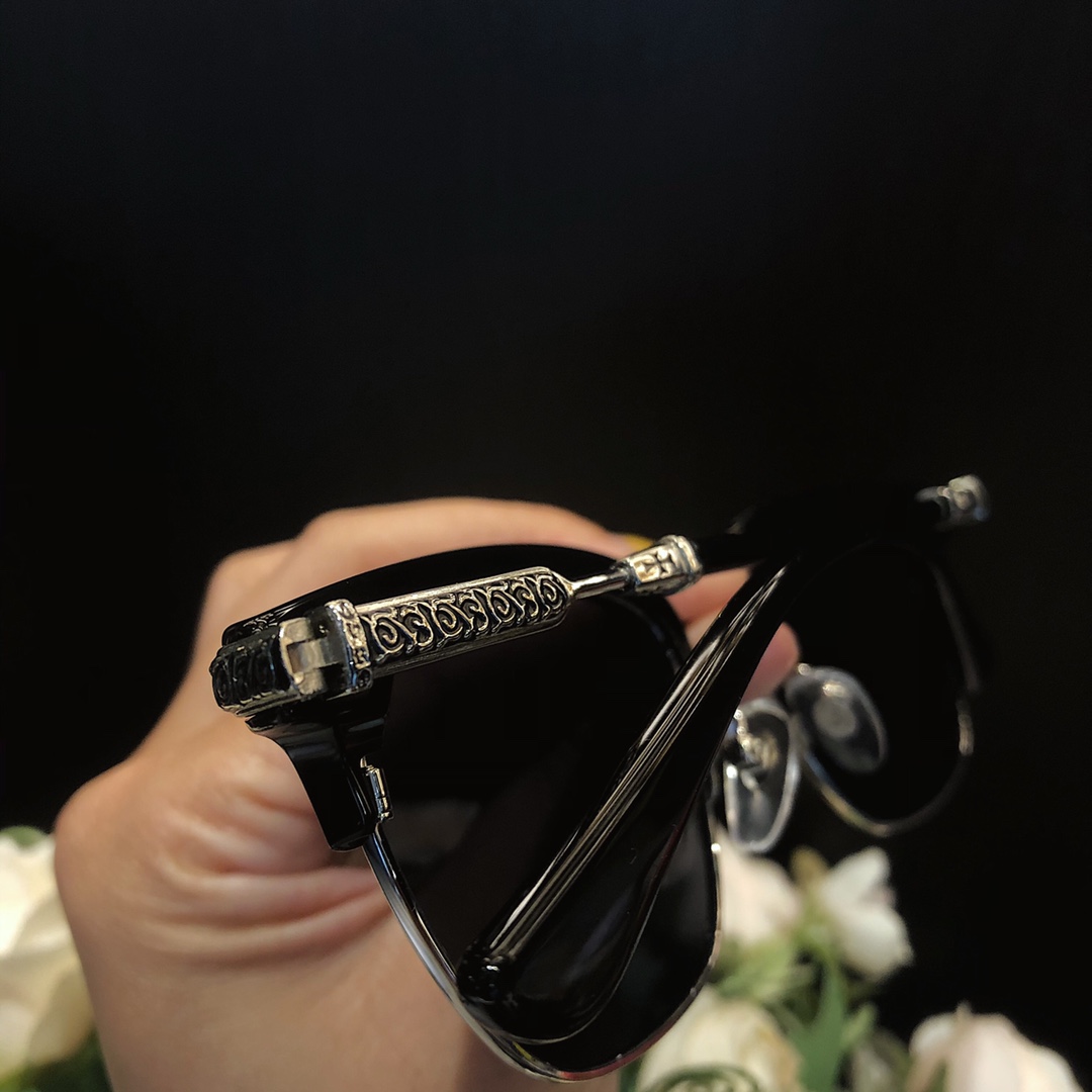 CHROME HEARTS sunglasses -4 (CHROME HEARTS 169)