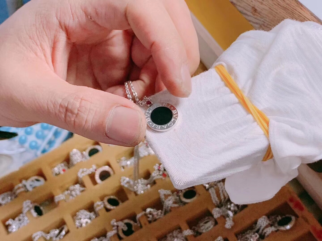 ブルガリ/BVLGARI セーブ・ザ・チルドレン ネックレス ブラックセラミック/Ag925（CL8587022-356910）