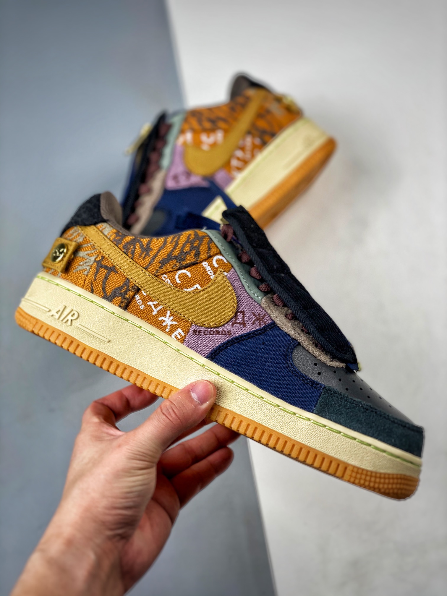 Travis Scott × Nike Air Force 1 Low Cactus Jack（CN2405-900）