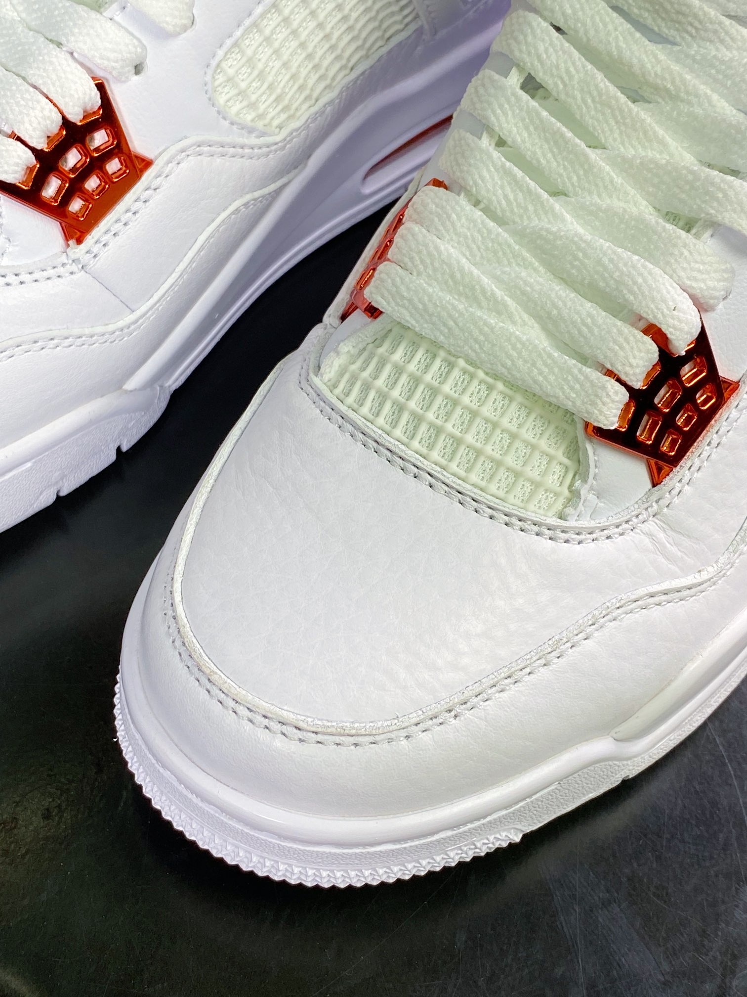 NIKE AIR JORDAN 4 RETRO "ORANGE METALLIC" （CT8527-118）