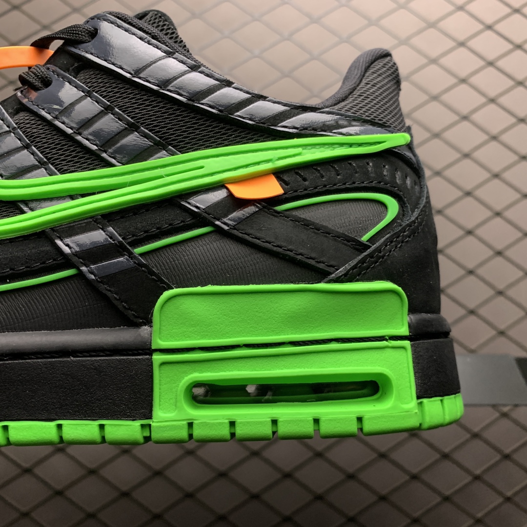 Off-White × Nike Air Rubber Dunk "Black/Green Strike"（CU6015-001）