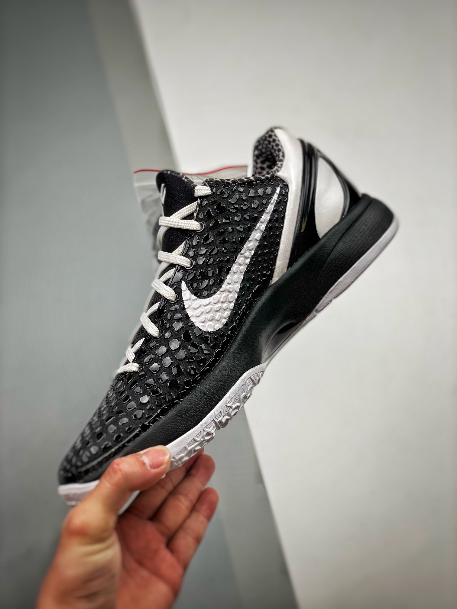 Nike Kobe 6 Protro "Mambacita Sweet 16"（CW2190-002）