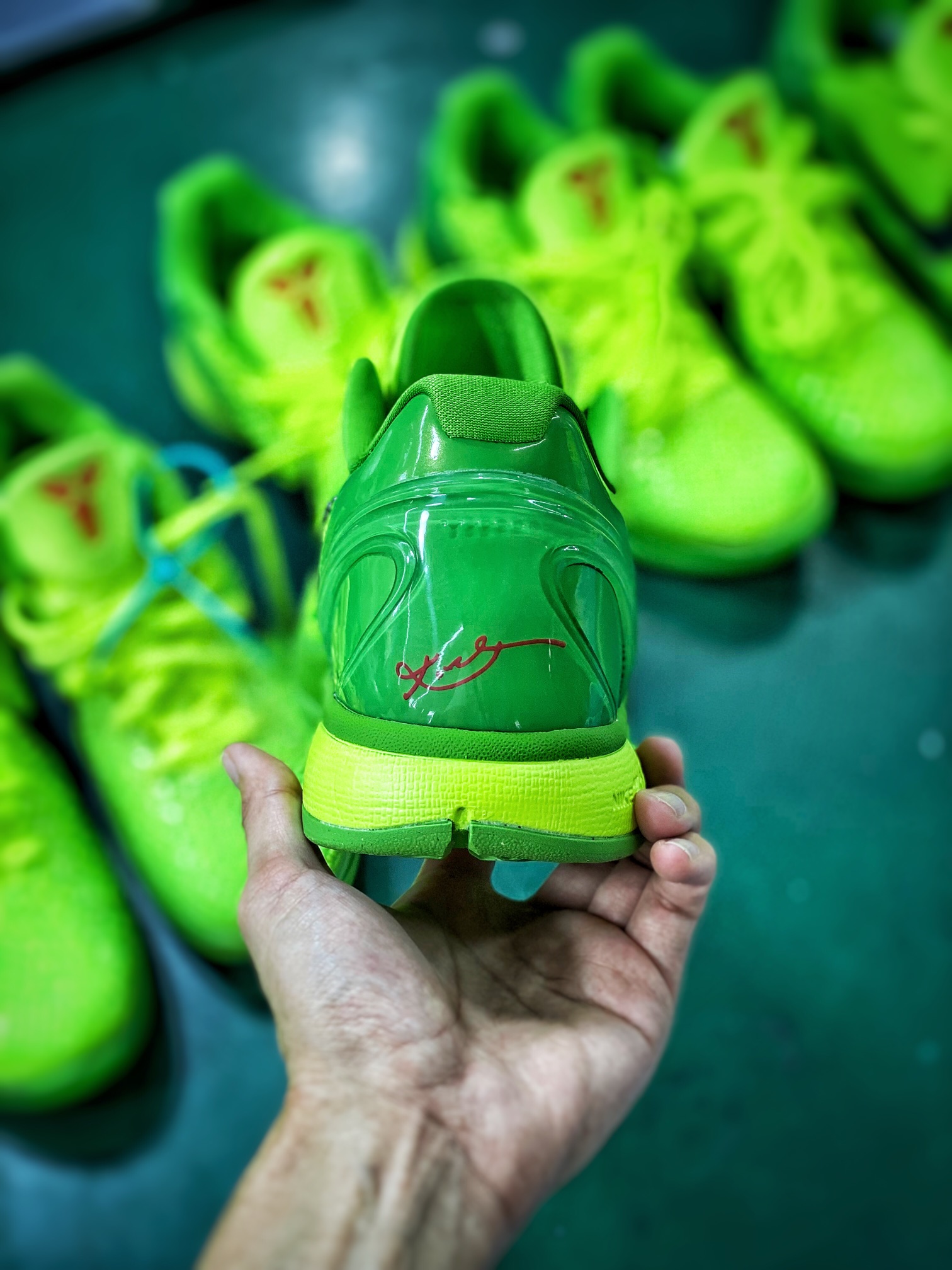 Nike Kobe 6 Protro "Grinch"  （CW2190-300）
