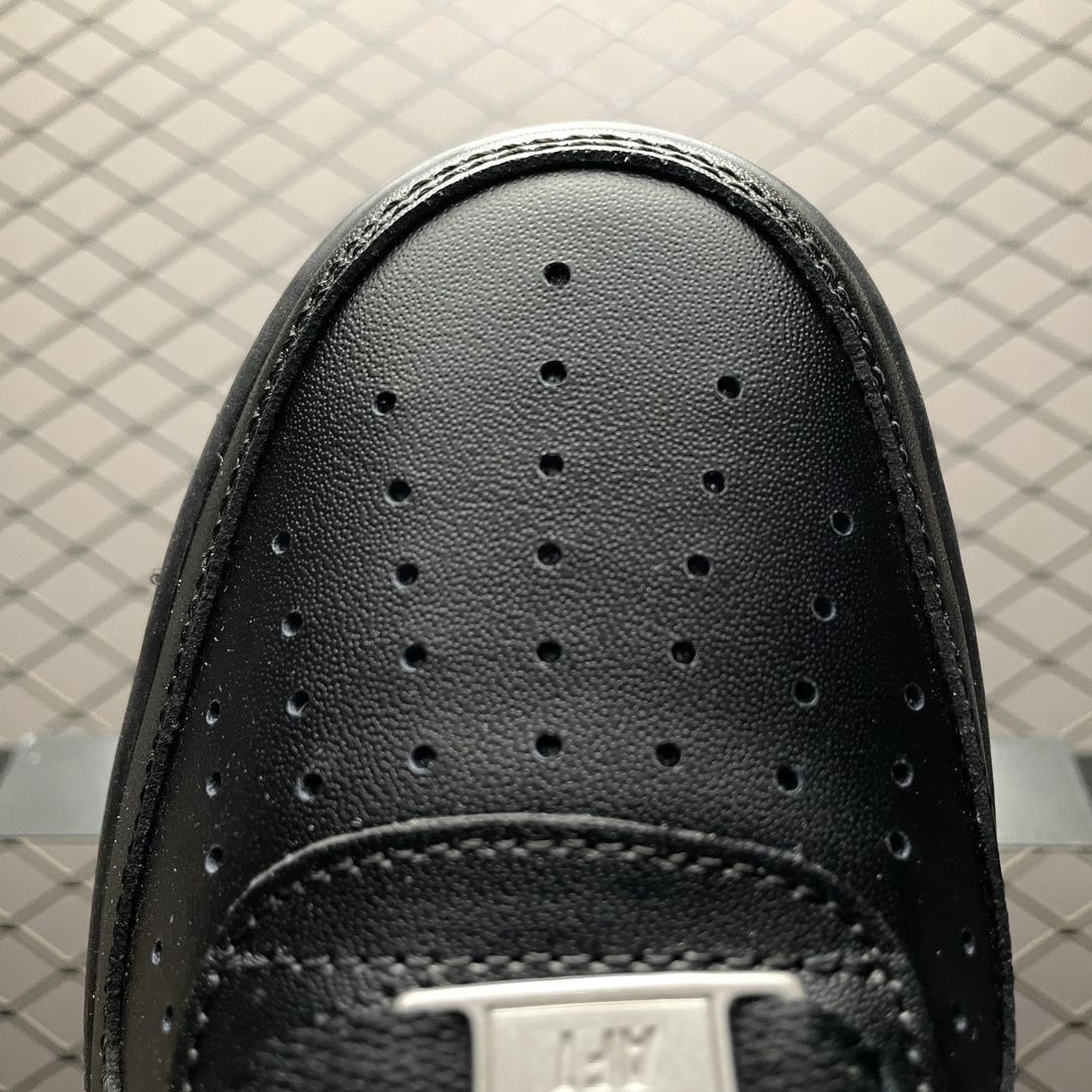 ナイキ エアフォース1/ Nike Air Force 1 Low 07 "Black"( CW2288-001)