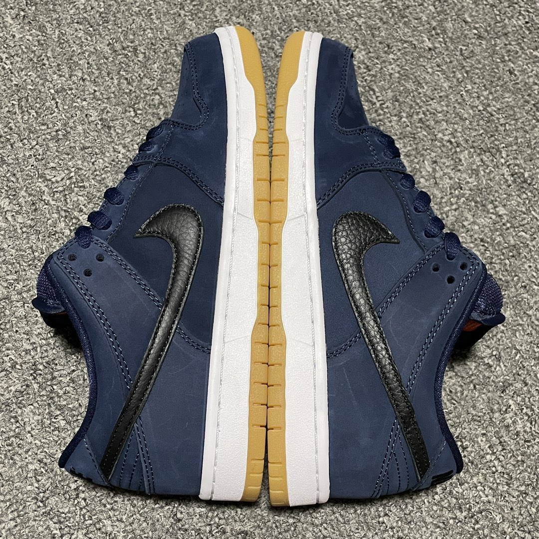 Nike SB Dunk Low Orange Label "Obsidian/Black-Light Gum Brown"(CW7463-401)