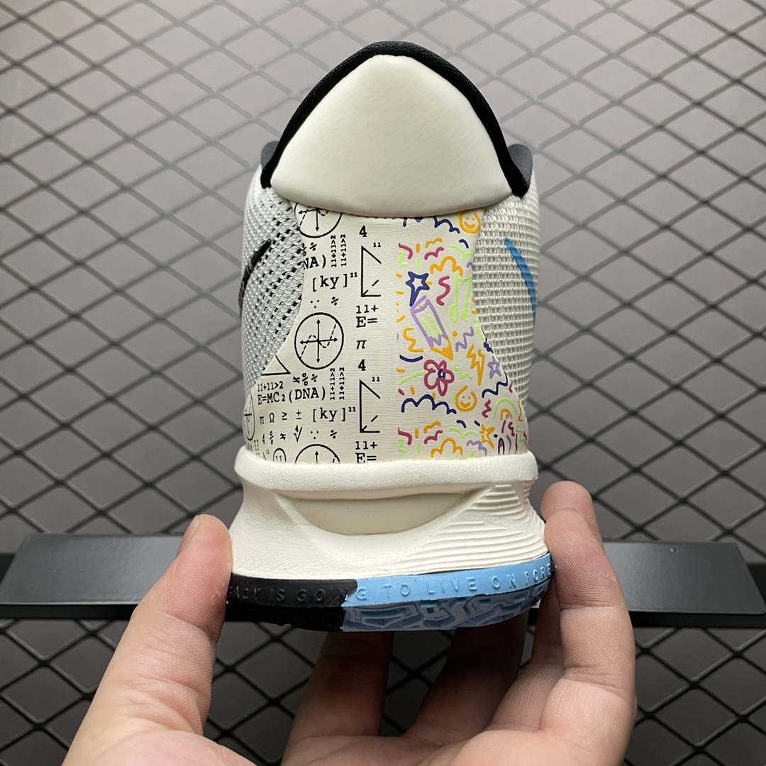 Nike Kyrie 7 "Pale Ivory"（CZ0143-100）