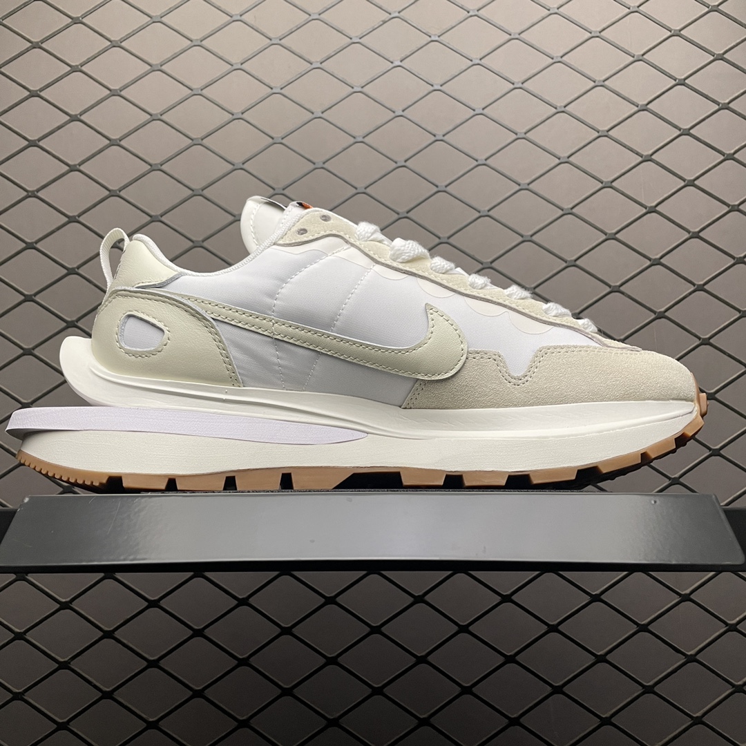 sacai × Nike Vapor Waffle 