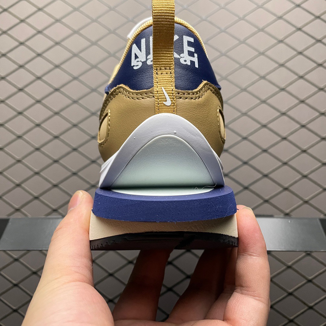 Sacai × Nike Vapor Waffle "Sesame And Blue Void"(FZ8117-100)