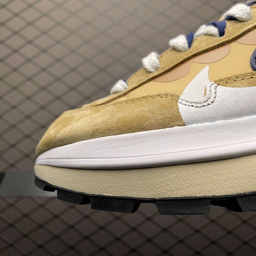 Sacai × Nike Vapor Waffle "Sesame And Blue Void"(FZ8117-100)