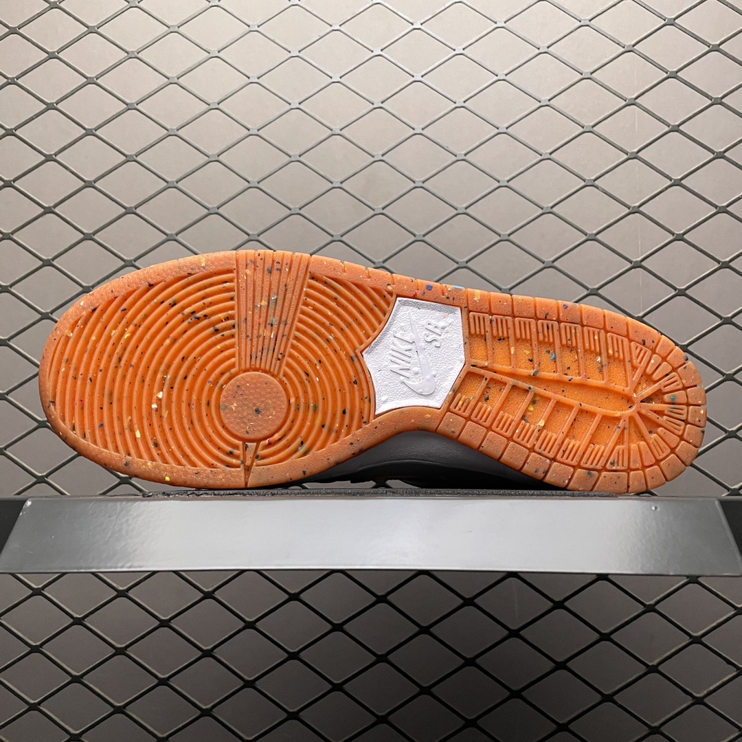 Crushed Skate Shop × Nike SB Dunk Low QS "Olive Grey/Mantra Orange"（ DH7782-001）