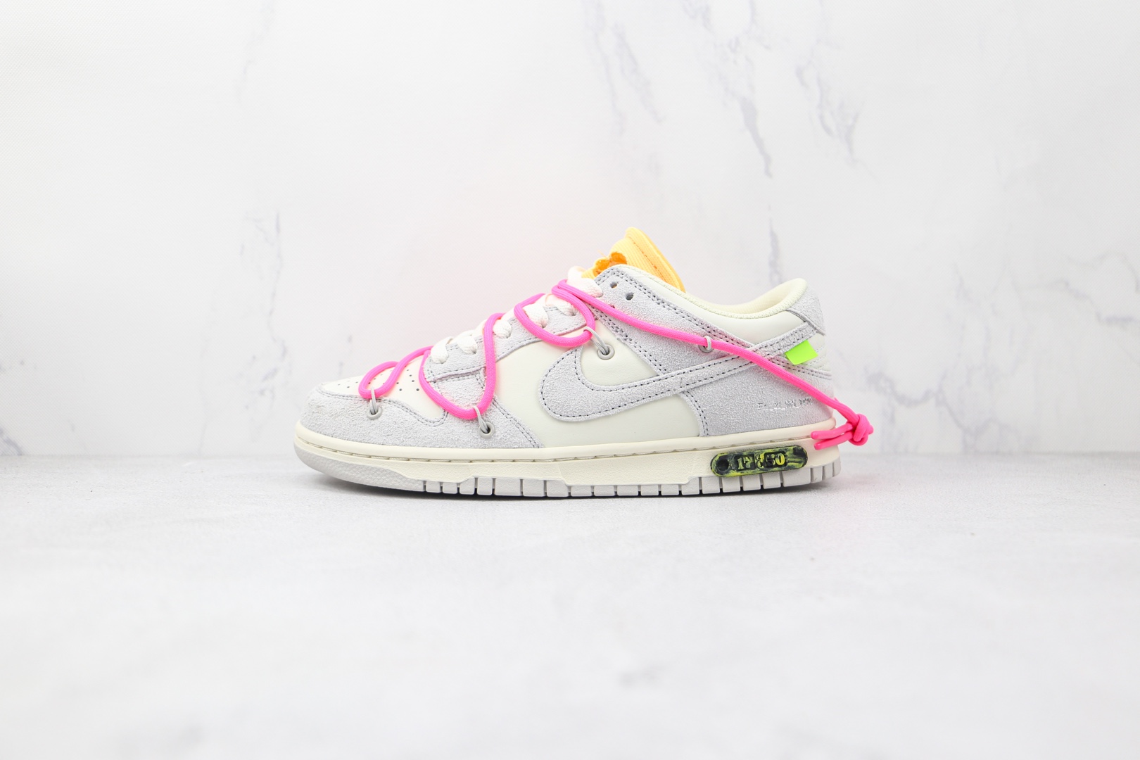 Off-White × Nike Dunk Low "Sail/Neutral Gray/Hyper Pink" (DJ0950-117)